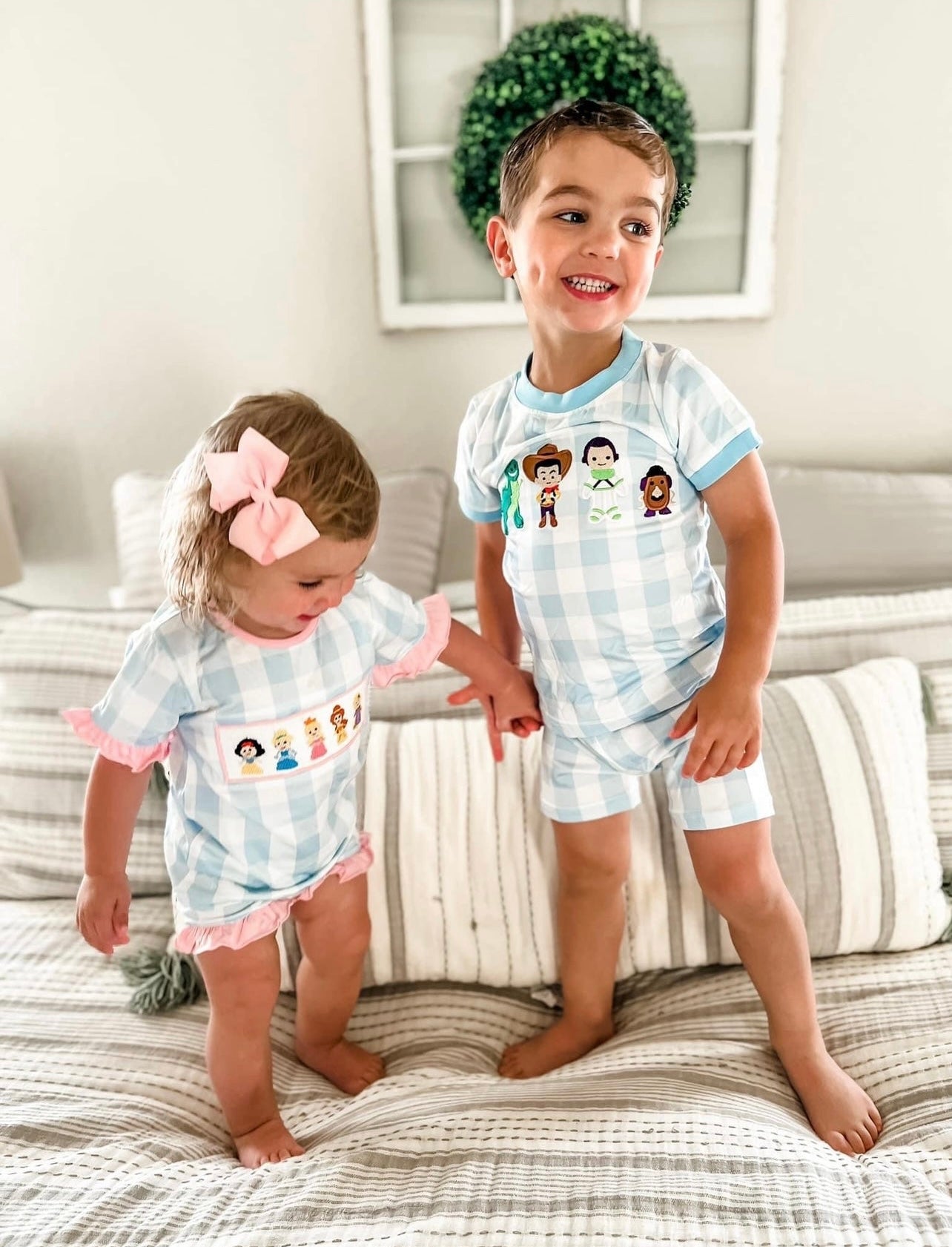 Toy Friend Short Sleeved Classic Cozy