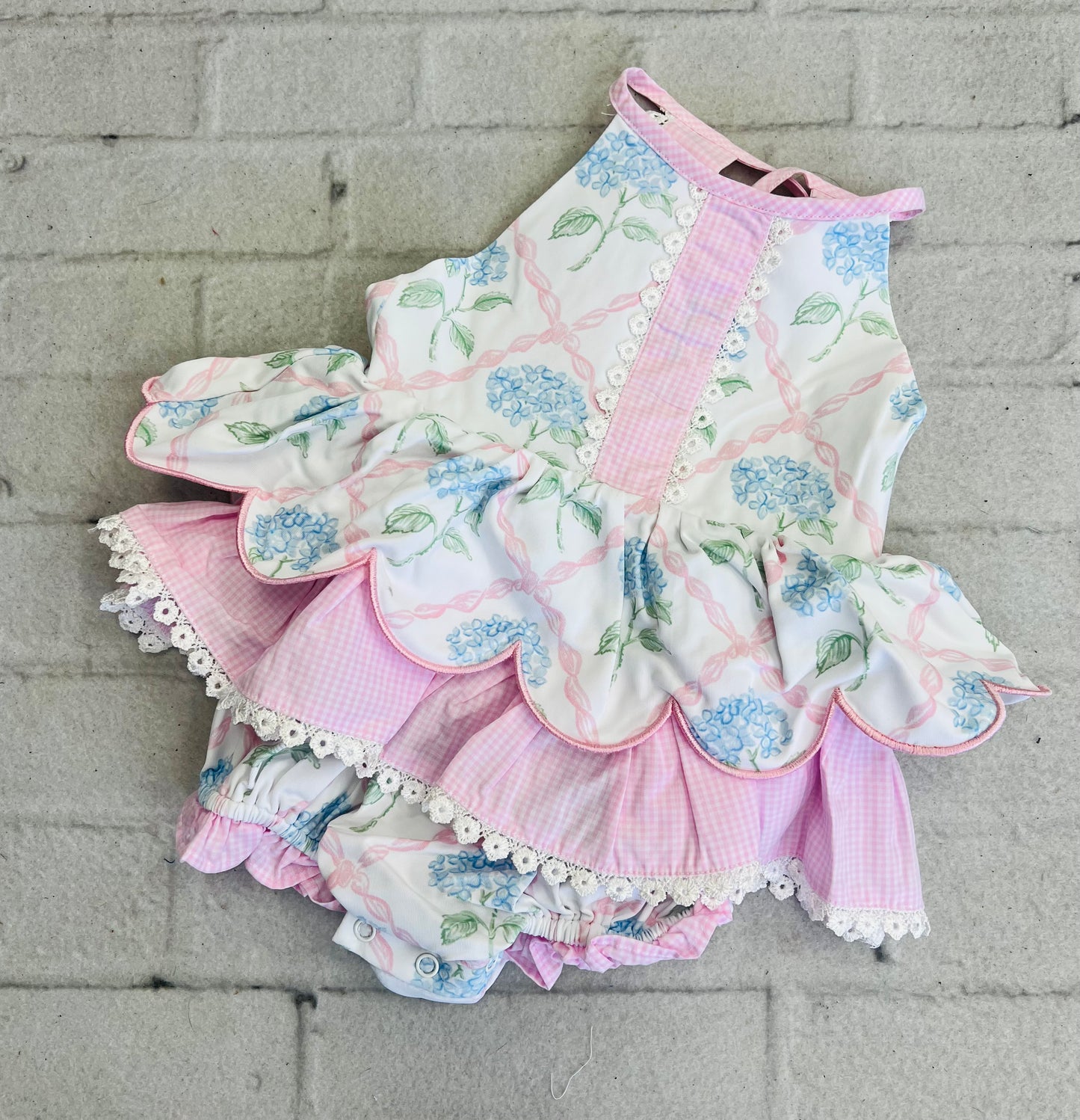 Bows and Blooms Bubble